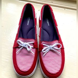 Grasshoppers sz 8 red slip on